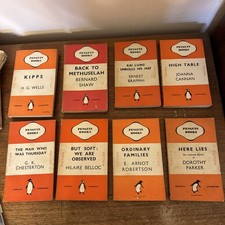 Penguin books bundle for sale  FARNHAM