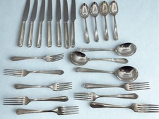 Pieces silverplated flatware for sale  Champlain