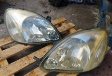 Faro anteriore destro usato  Vigevano