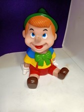 Pinocchio seduto plastica usato  Ragalna