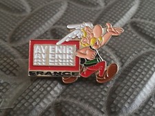 Pin asterix.. pub d'occasion  Tourrette-Levens