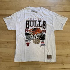 Camisa Mitchell & Ness Chicago Bulls 1991 Champions branca tamanho grande NBA Jordan comprar usado  Enviando para Brazil