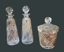 BACCARAT. Partie de nécessaire de toilette, modèle « Serpentine »  en cristal. comprar usado  Enviando para Brazil