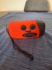 Radio portatile multifunzional usato  Montespertoli