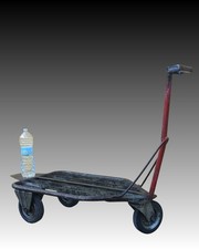 Carrello poste ferrovie usato Carrello poste ferrovie usato  Reggiolo