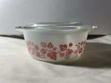 Vtg. pink pyrex for sale  Brookfield