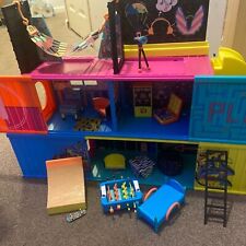 Lol club house for sale  LEYLAND