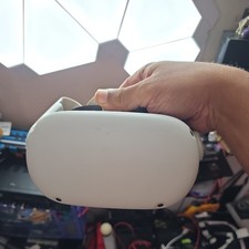 Oculus quest standalone for sale  Fresh Meadows