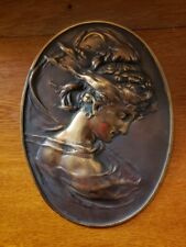Placa antiga de ferro fundido Art Nouveau relevo pendurada na parede, acabamento em cobre comprar usado  Enviando para Brazil