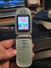 Samsung flip phone for sale  Gainesville