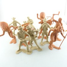 12x plastik figuren gebraucht kaufen  Driedorf
