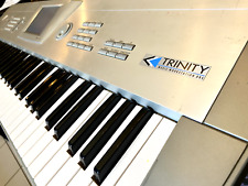 Korg trinity fabriqué d'occasion  Expédié en France