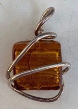 Collana ciondolo ambra usato  Loro Ciuffenna