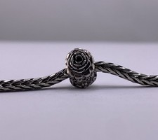 Charm rose rana usato  Spedire a Italy