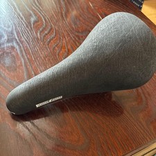 Selle turbo cuir d'occasion  Expédié en France