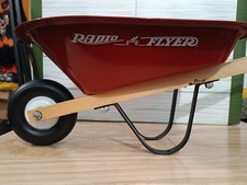 Carrinho de mão Radio Flyer infantil brinquedo de metal vermelho – 16" de comprimento – clássico carroça de jardim, usado comprar usado  Enviando para Brazil