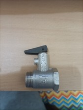 Valvola sicurezza scaldabagno usato  Vertemate con Minoprio