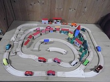 Holzspielzeug autobahn autos gebraucht kaufen Holzspielzeug autobahn autos gebraucht kaufen  Giebelstadt