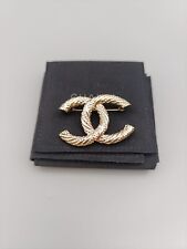 Broche chanel métal d'occasion  France