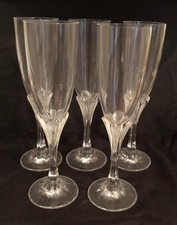 5 flutes champagne d'occasion 5 flutes champagne d'occasion  Saint-Jean-de-Braye