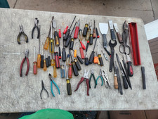 LOTE DE CHAVES DE FENDA, ALICATES E MUITO MAIS, usado comprar usado LOTE DE CHAVES DE FENDA, ALICATES E MUITO MAIS, usado comprar usado  Enviando para Brazil