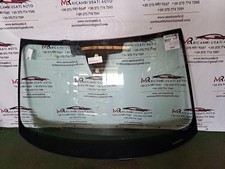 Parabrezza anteriore per usato Parabrezza anteriore per usato  Italia