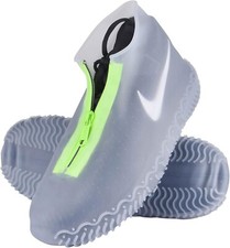 Scarpe e copriscarpe usato  Sandrigo