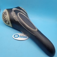Selle italia genuine for sale  Saint Louis