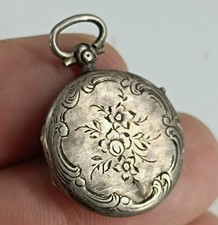 Médaillon ancien argent d'occasion  Bordeaux-