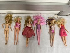 Lotto bambole barbie usato  Latina
