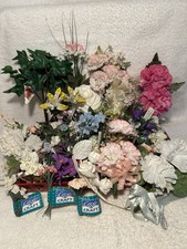 Usado, Lote sortido de flores e rosas de arame para artesanato de poliéster todos os tipos  comprar usado  Enviando para Brazil
