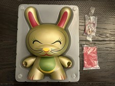 Figura de arte de vinilo urbano Kidrobot Gold Lucky Fortune Cat 8" Dunny Mr. SJ segunda mano  Embacar hacia Mexico