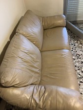 Divano pelle posti usato  Concorezzo