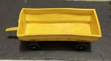 Vagão de reboque de brinquedo amarelo com engate vintage borracha auburn EUA comprar usado  Enviando para Brazil