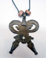 African necklace cire d'occasion  Expédié en Belgium