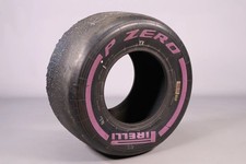Formula 1 Tire Pirelli P Zero Lila / purple Ultrasoft 325/660-13 comprar usado  Enviando para Brazil