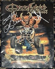 OZZY OSBOURNE -FULLY SIGNED BY JUDAS PRIEST SLAYER SLIPKNOT BLACK SABBATH lp coa comprar usado OZZY OSBOURNE -FULLY SIGNED BY JUDAS PRIEST SLAYER SLIPKNOT BLACK SABBATH lp coa comprar usado  Enviando para Brazil