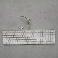 Teclado antigo Apple Mac A1048 branco com fio tamanho completo inglês com 2 portas USB hub comprar usado  Enviando para Brazil
