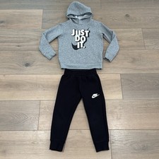 Pulôver com capuz Nike Kids cinza preto lã jogger aconchegante quente conjunto de 2 peças tamanho 4 comprar usado  Enviando para Brazil