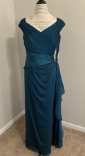 Jade jasmine bridesmaids for sale  El Campo