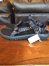 Teva hurricane men for sale  Salem