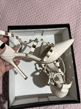 Scarpe primadonna usato  Valsinni