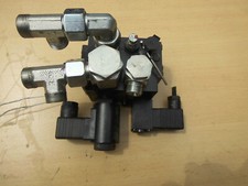 sterownik 50033555 AV4700 AV 4700 hydraulik blok rozdzielacz hydrauliczny na sprzedaż  PL