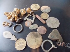 Detector finds coins for sale  SPALDING
