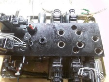 rozdzielacz hydrauliczny av6851 av 6028 51109072 na sprzedaż  PL