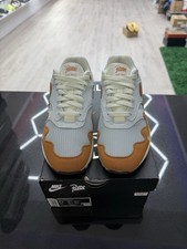 Size 8.5 nike for sale  Richmond Hill