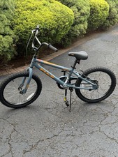 Fuji bike for sale  Merrick