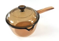 Vision Ware 1L panela de molho de vidro âmbar com bico e tampa • Corning Pyrex • NOVO, usado comprar usado  Enviando para Brazil