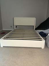 Full size bed for sale  Willoughby