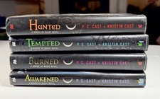 House of Night HC Book Lot 5, 6, 7, 8 Hunted, Tempted, Burned, Awakened Exc Cd!, usado comprar usado  Enviando para Brazil